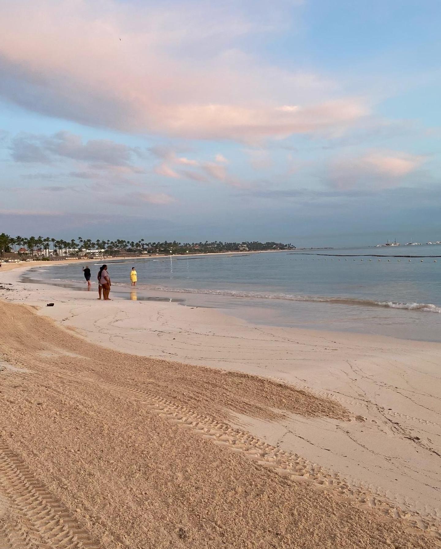 Madonna Pool Beach Los Corales Punta Cana Exteriör bild