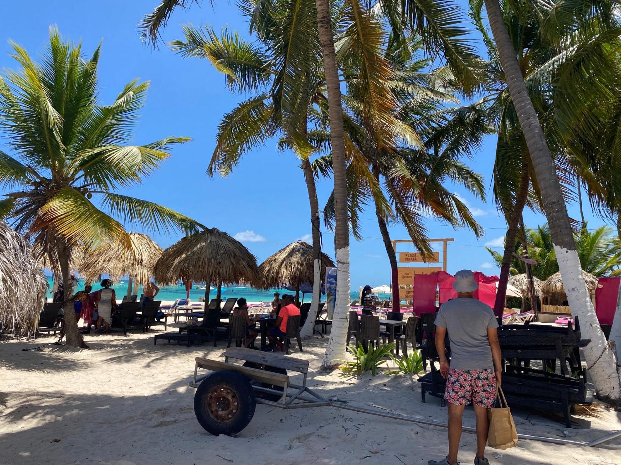 Madonna Pool Beach Los Corales Punta Cana Exteriör bild